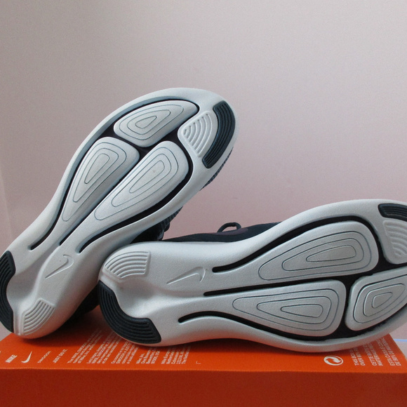 WOMEN'S NIKE LUNAR APPARENT RUNNING SHOES SIZE 8M - Picture 5 of 5
